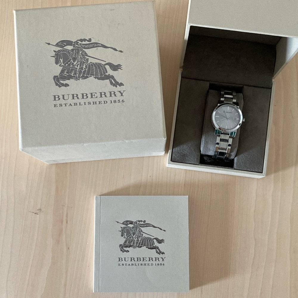 Burberry BU9143 The City Silver Dial Silver Steel Strap Women's Watch